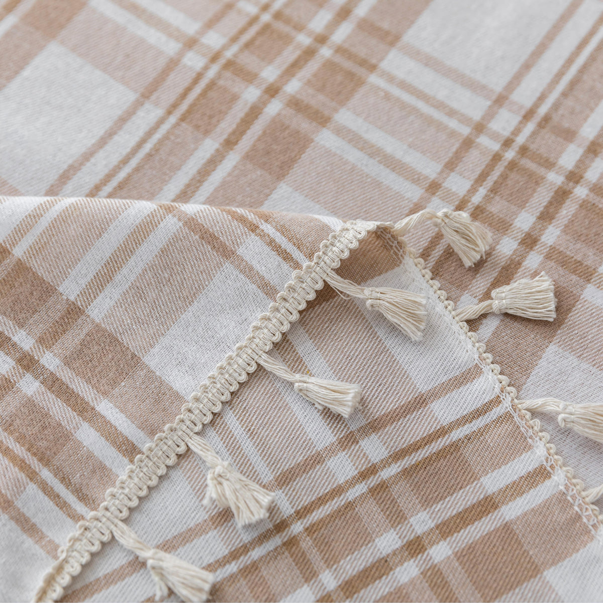 Plaid Rectangle Tablecloth Farmhouse Tassel Design