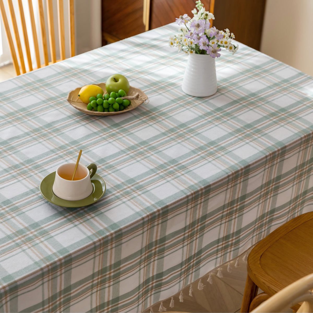 Green White Plaid Rectangle Tablecloth Farmhouse Tassel Design