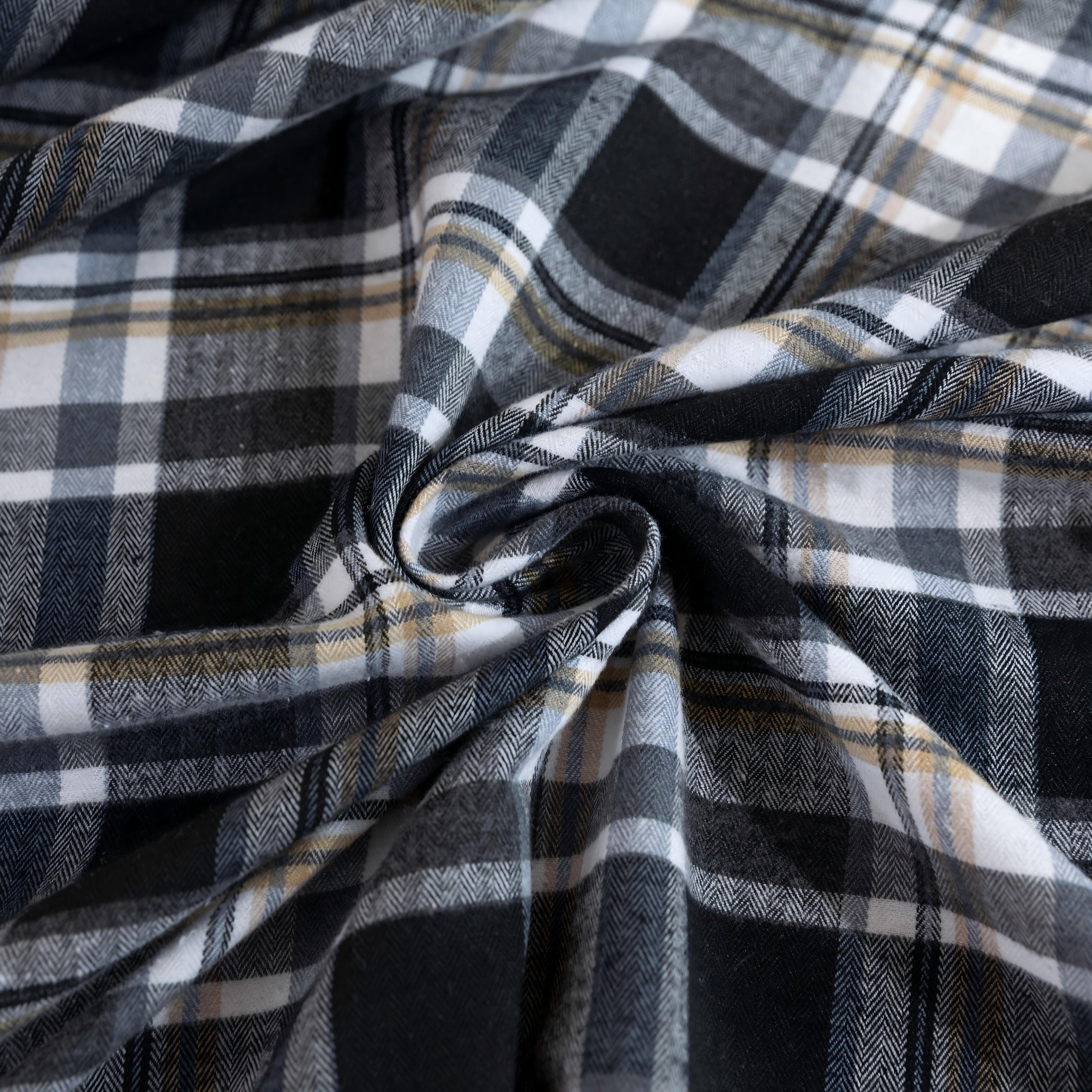Black Plaid Rectangle Tablecloth Farmhouse Tassel Design