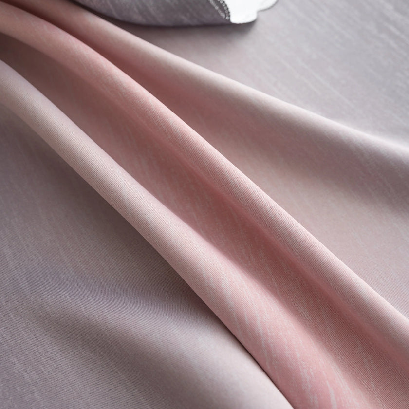 Modern gradient blackout curtain in soft pink and grey tones, offering superior light-blocking and privacy while adding a chic, contemporary touch to your bedroom or living room d¨¦cor.
