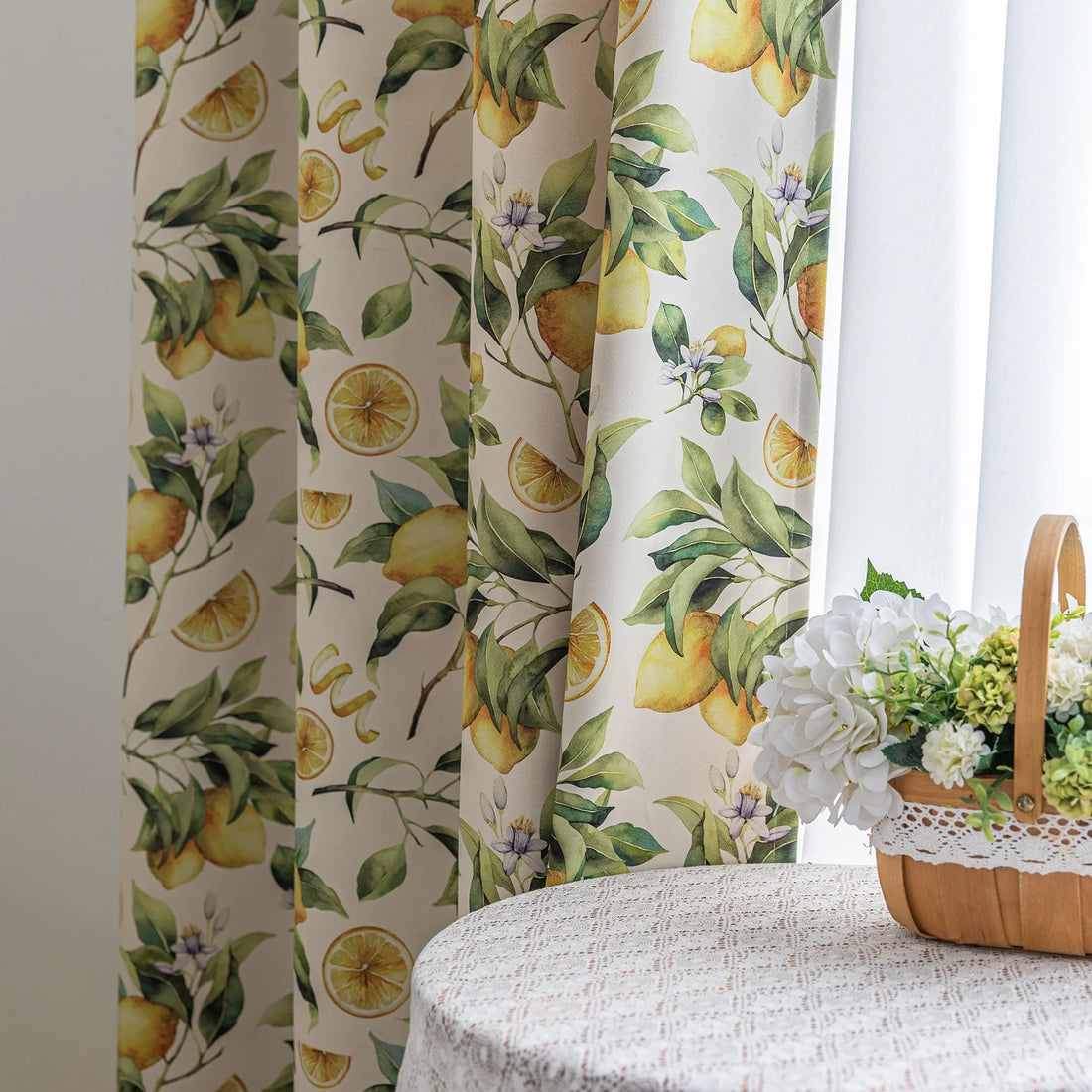Fresh and vibrant lemon-print blackout curtain featuring lush green leaves and golden citrus fruits, perfect for adding a cheerful Mediterranean touch while blocking sunlight and ensuring privacy in your home.