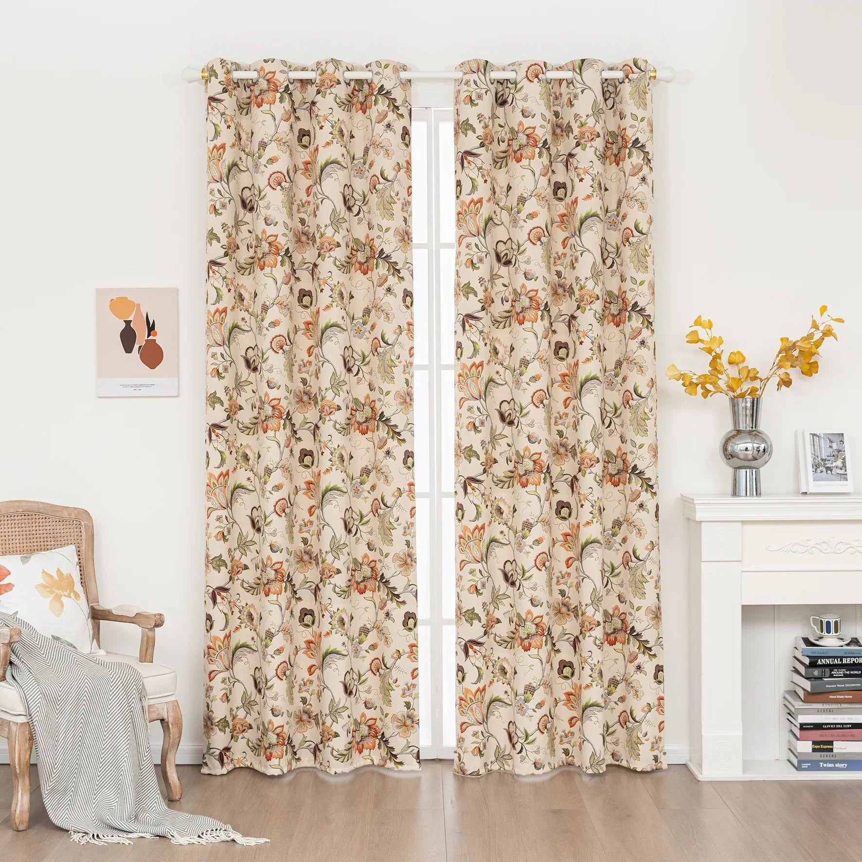 Vintage floral blackout curtain with warm orange and green tones on a beige background, combining classic charm with effective light-blocking and privacy for a cozy home atmosphere.
