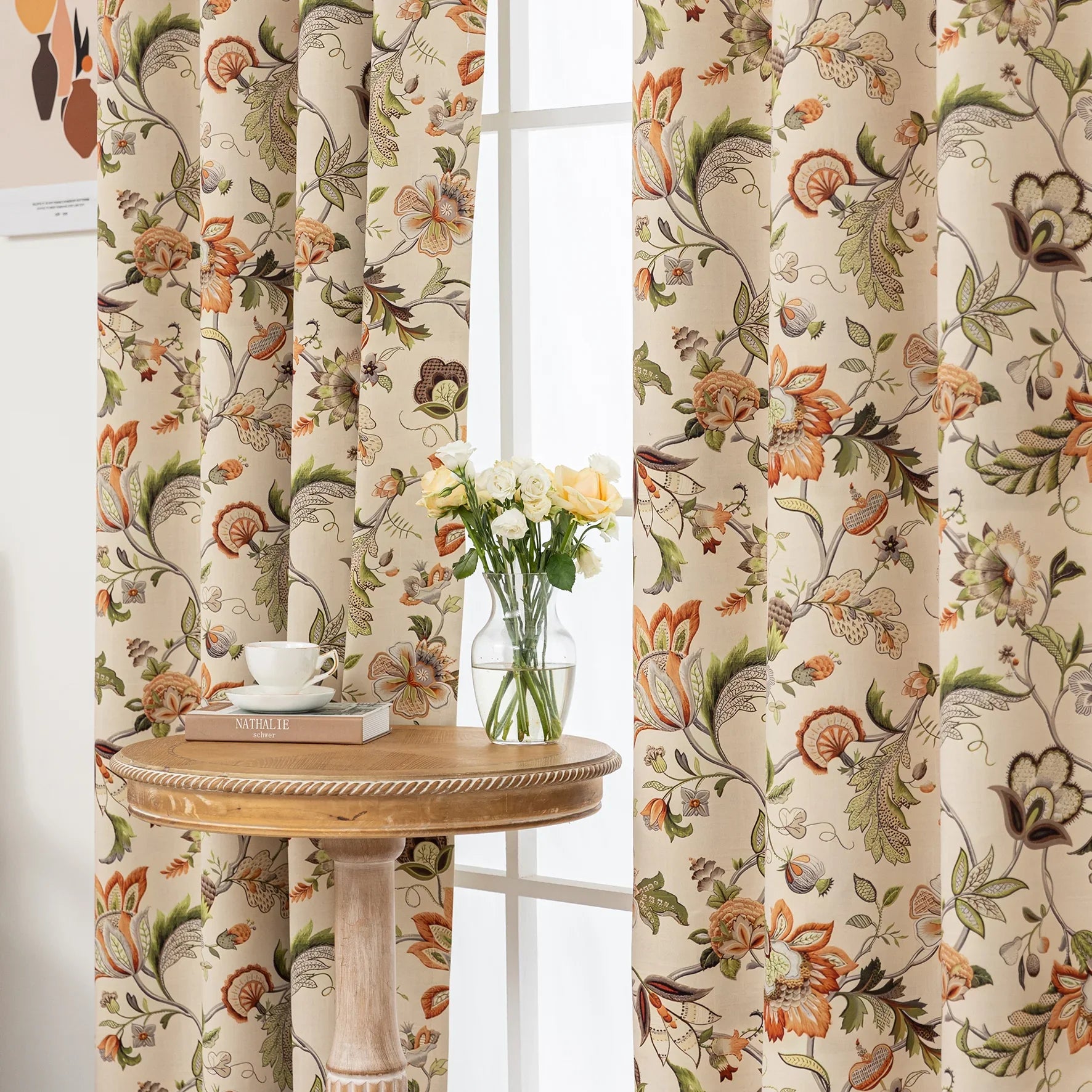 Vintage floral blackout curtain with warm orange and green tones on a beige background, combining classic charm with effective light-blocking and privacy for a cozy home atmosphere.